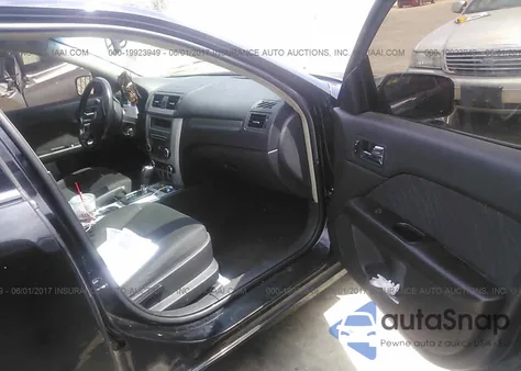 2010 Mercury Milan из США, поврежденный, VIN 3MEHM0HAXAR608340